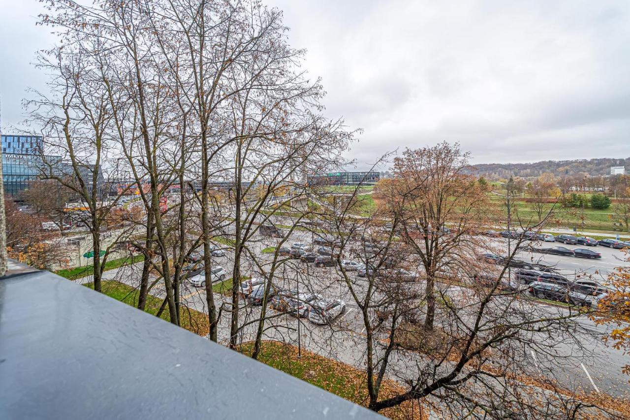 Zalgiris Arena Apartment With Ac Каунас Екстер'єр фото